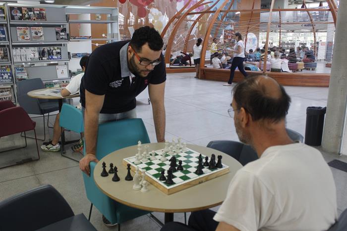 Tabuleiro de Jogos
