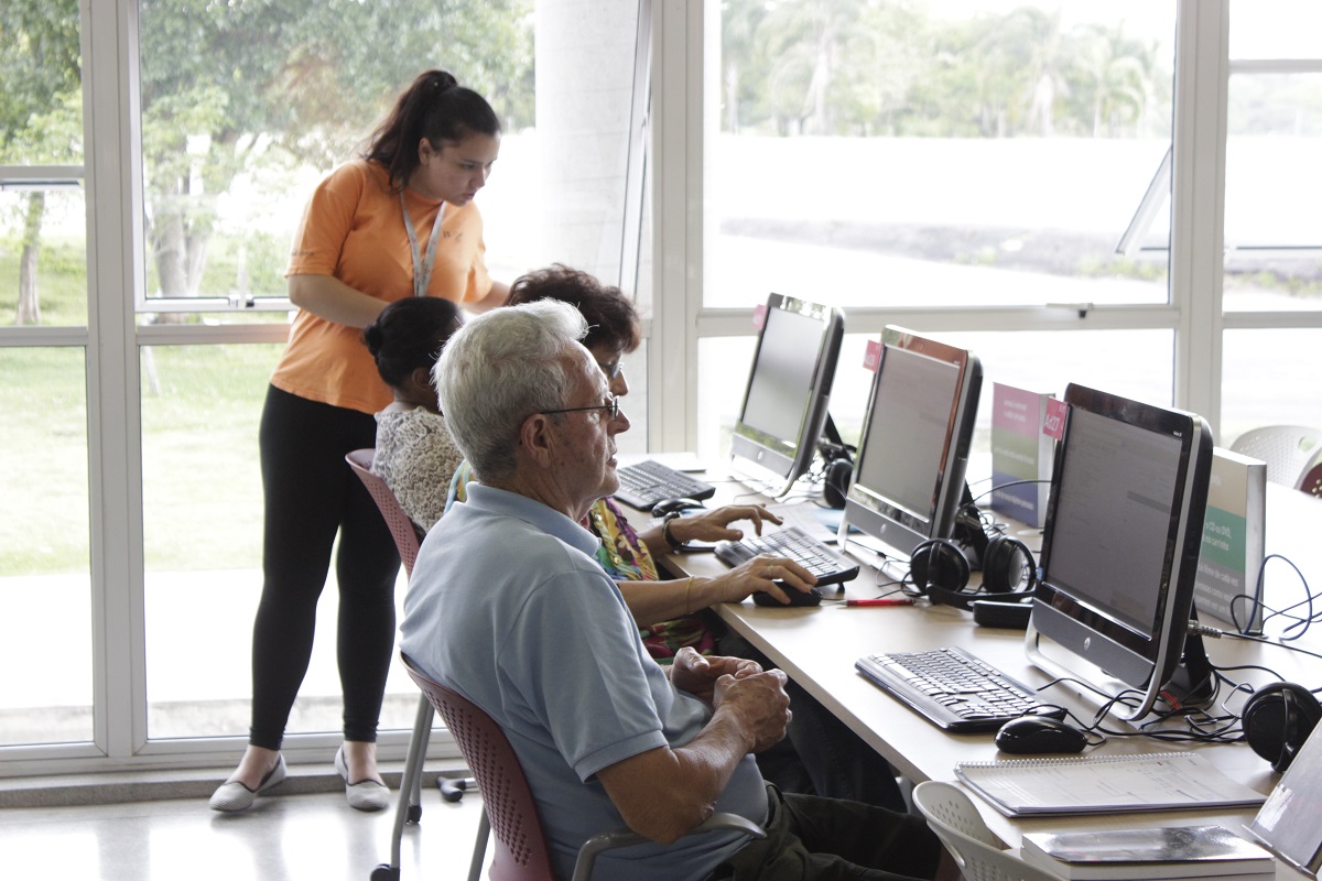 Curso de Informática Básico (+60)